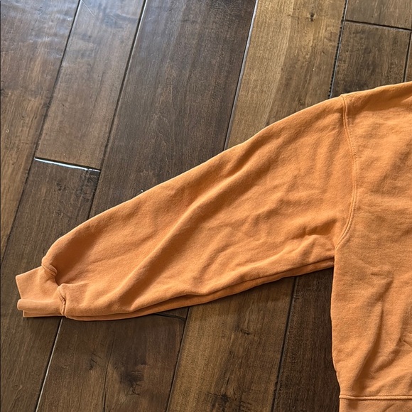 AGOLDE V-Neck Sweater in Peach - Picture 3 of 4